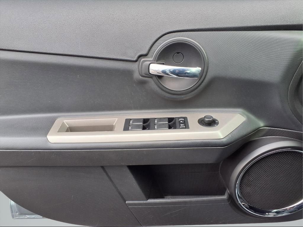 2010 Dodge Avenger Express