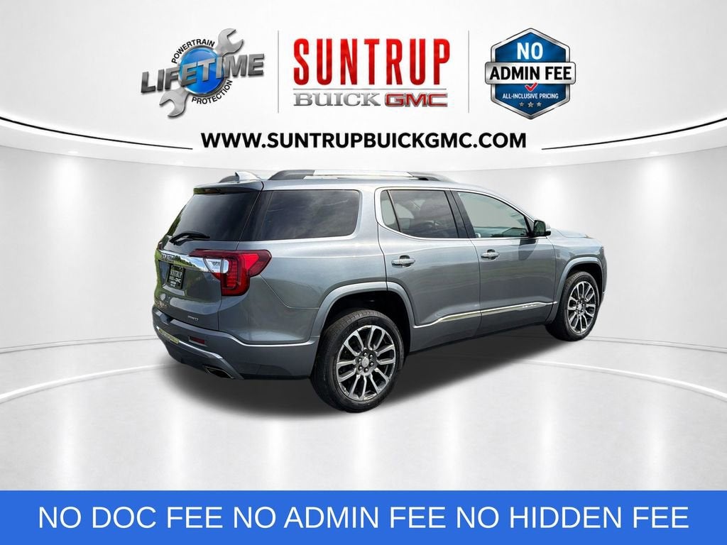 2022 GMC Acadia Denali