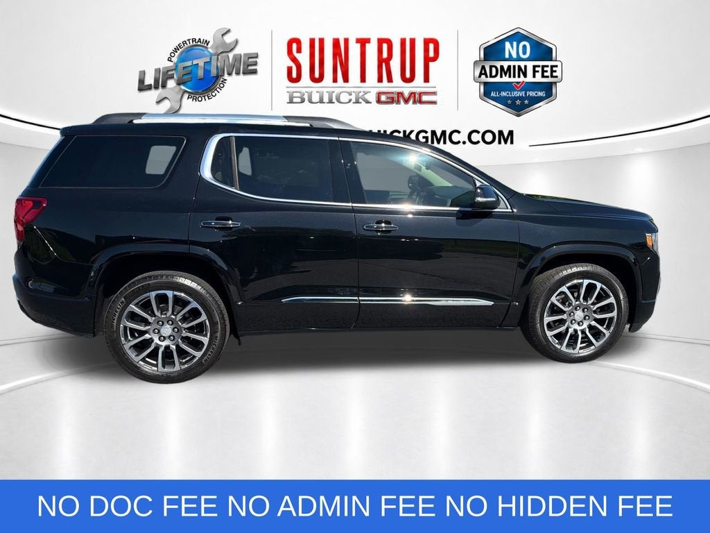 2023 GMC Acadia Denali