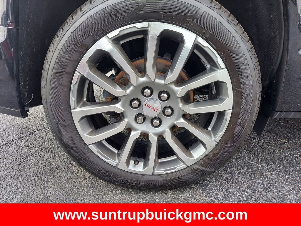 2021 GMC Acadia Denali