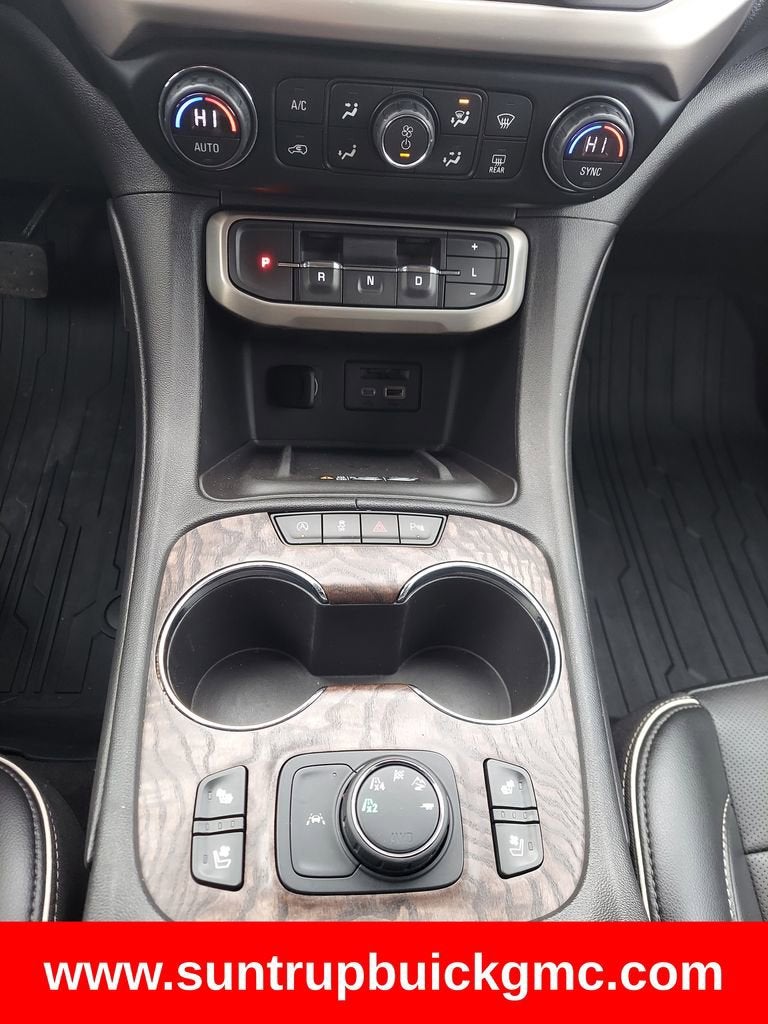 2021 GMC Acadia Denali