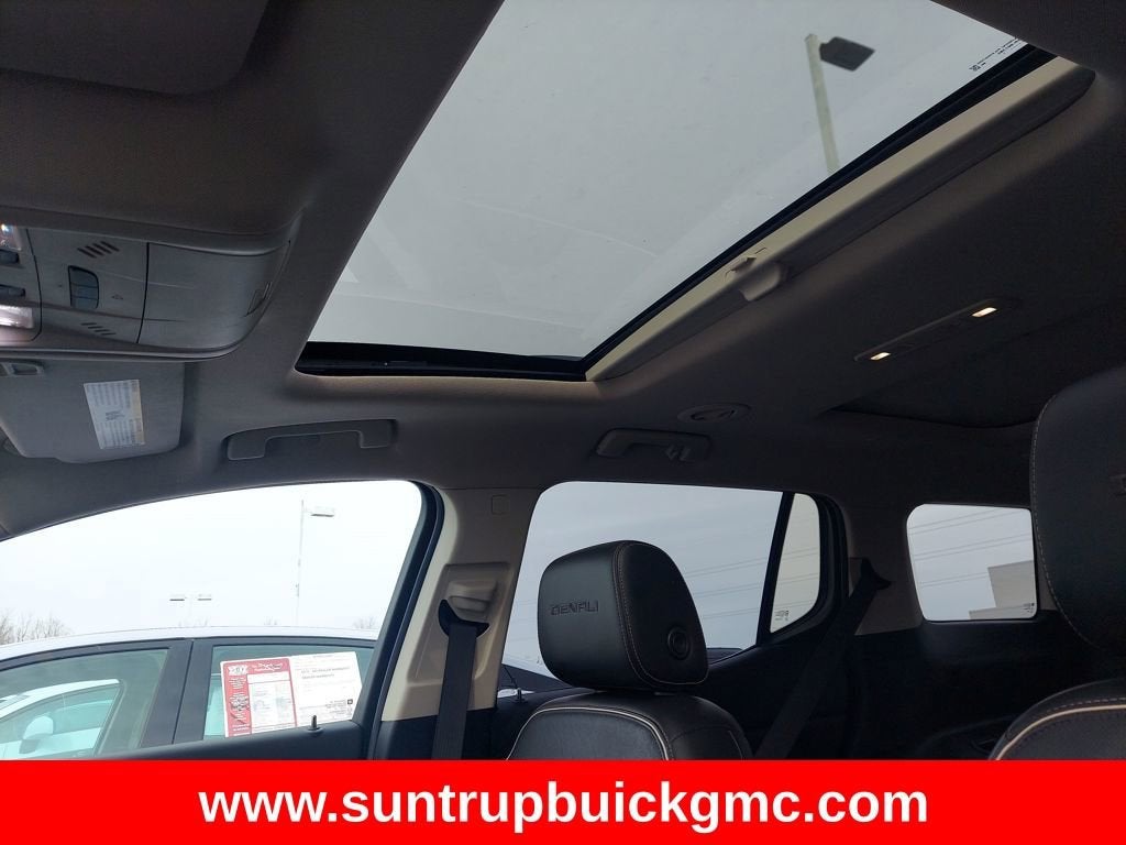 2021 GMC Acadia Denali