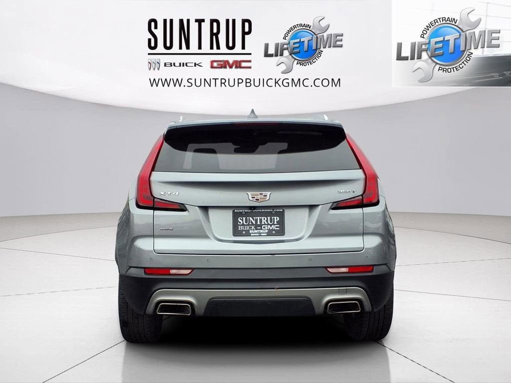 2023 Cadillac XT4 Premium Luxury