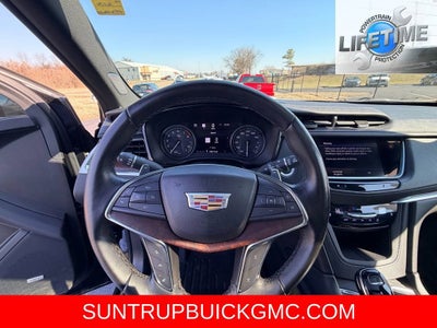 2022 Cadillac XT5 Sport