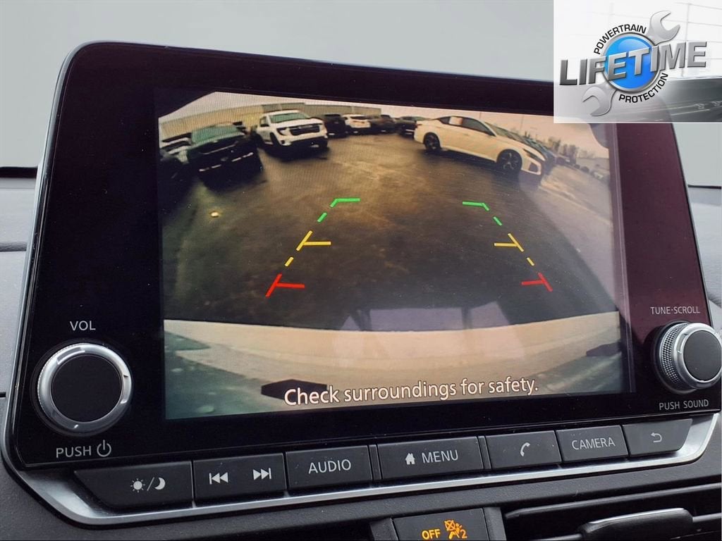 2025 Nissan Altima SR