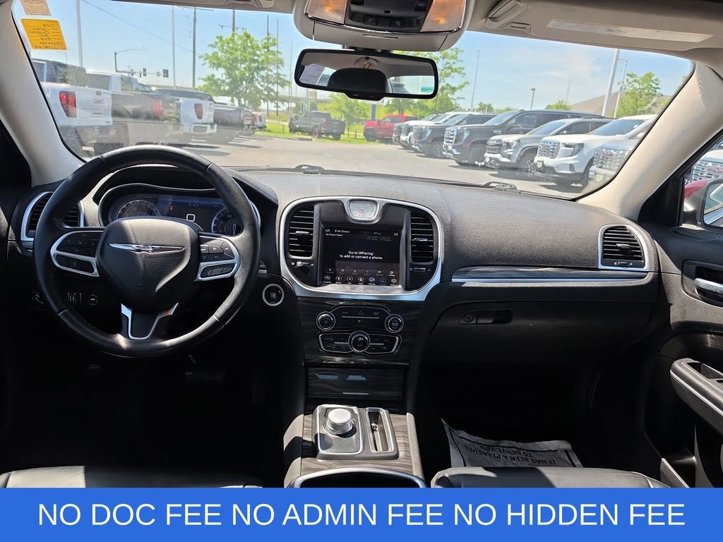 2020 Chrysler 300 Touring L