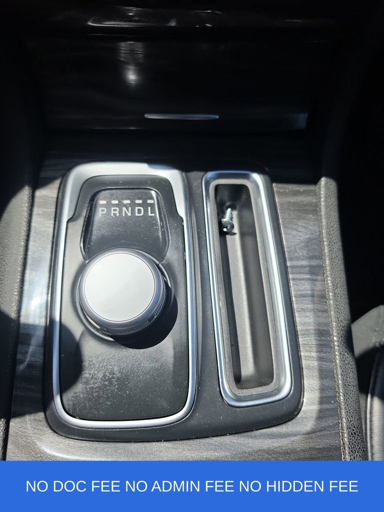 2020 Chrysler 300 Touring L
