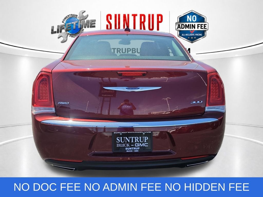 2020 Chrysler 300 Touring L