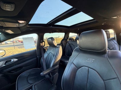 2025 Chrysler Pacifica Limited