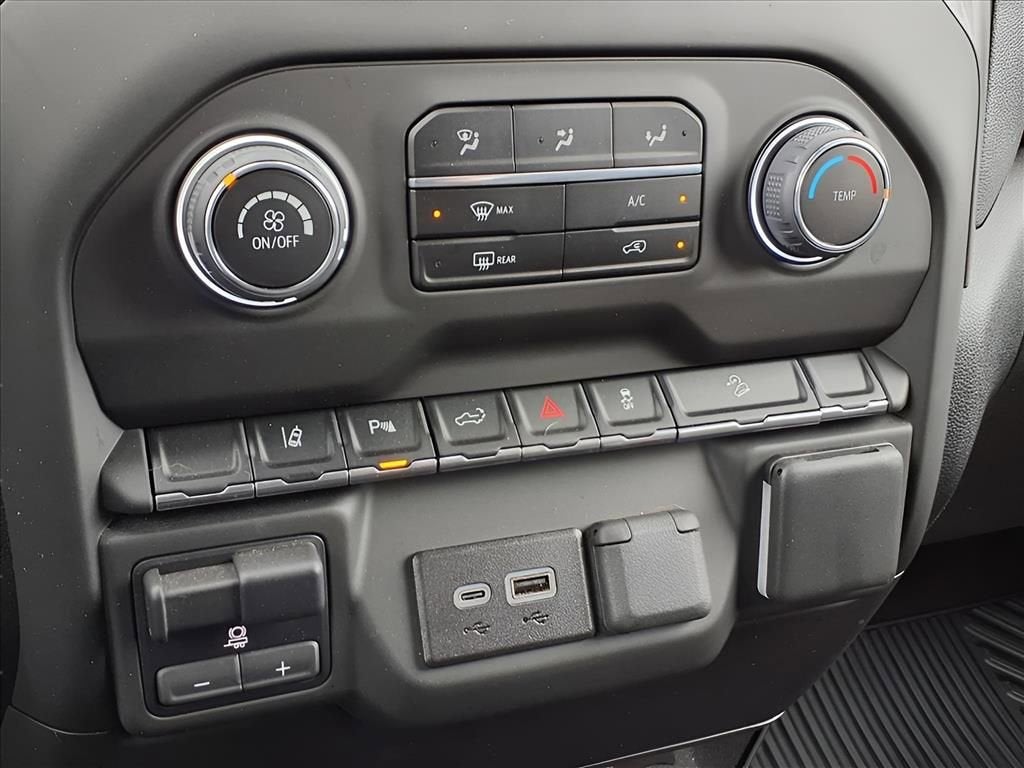 2024 Chevrolet Silverado 2500 HD Custom