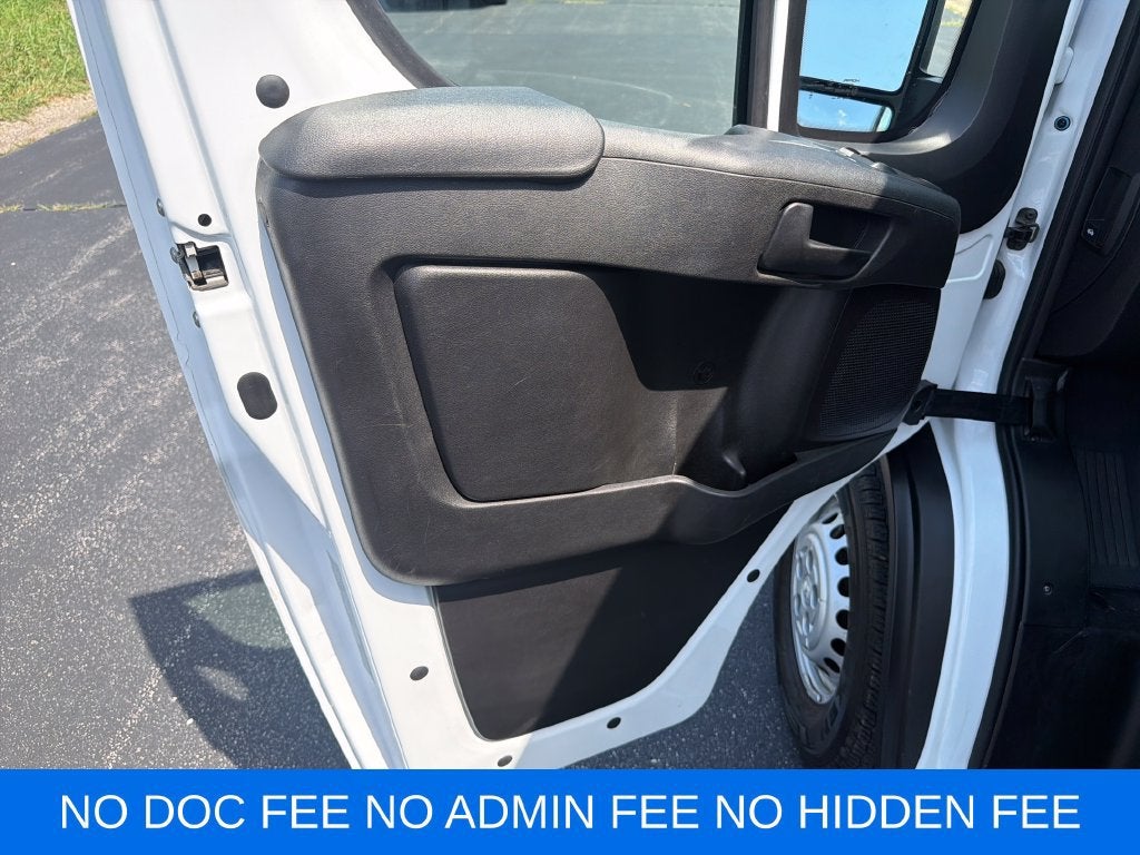 2025 RAM ProMaster Cargo Van Tradesman