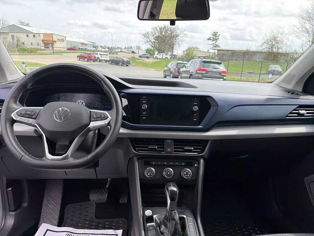 2022 Volkswagen Taos SE