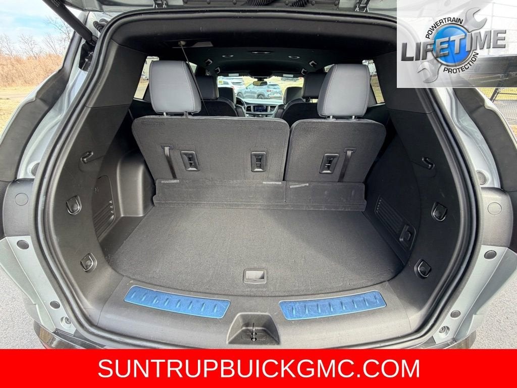 2024 Buick Enclave Essence