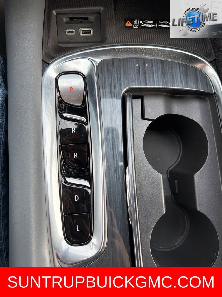 2024 Buick Enclave Essence