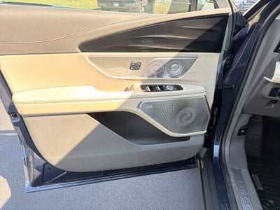 2024 Lincoln Nautilus Reserve