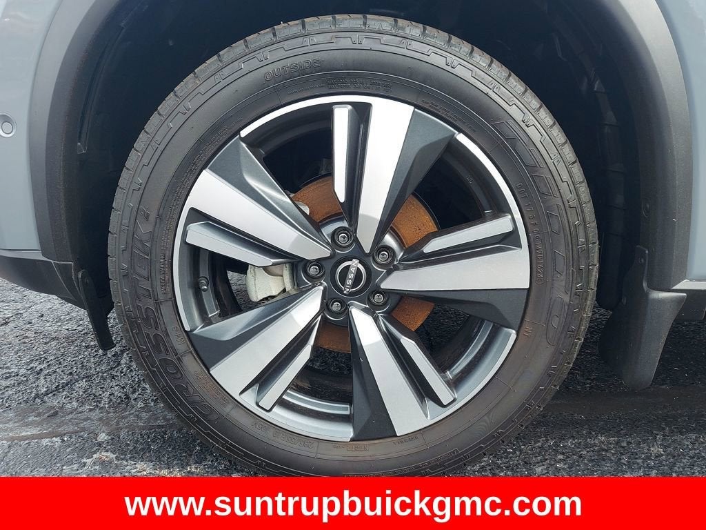 2023 Nissan Rogue SL