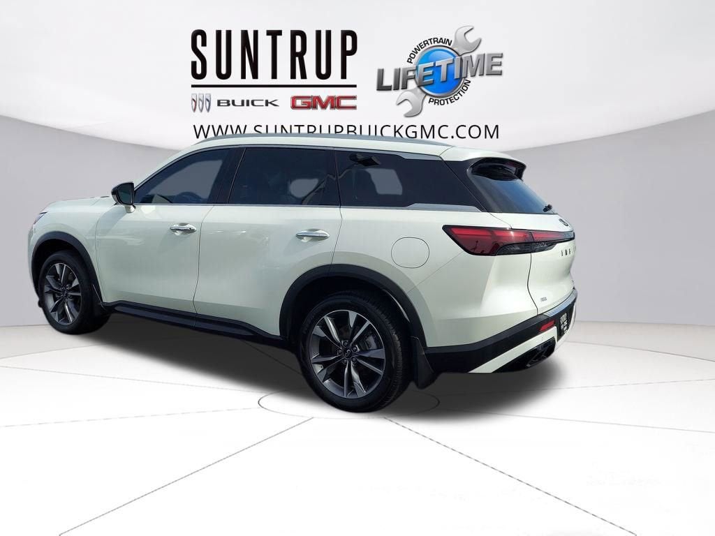 2023 INFINITI QX60 LUXE