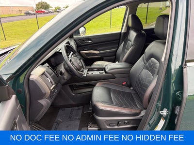 2023 Nissan Pathfinder Platinum