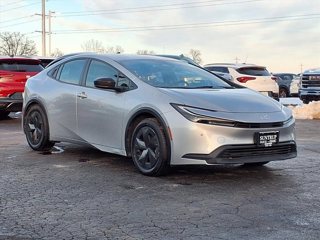2025 Toyota Prius LE