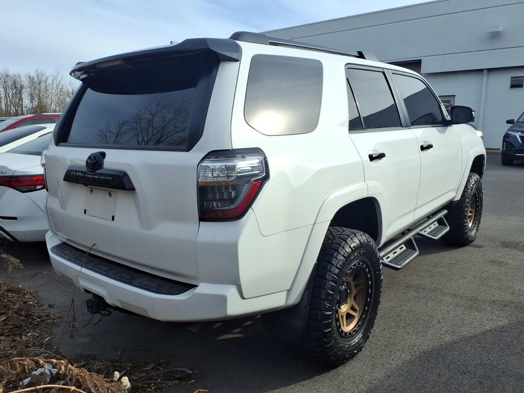 2020 Toyota 4Runner SR5