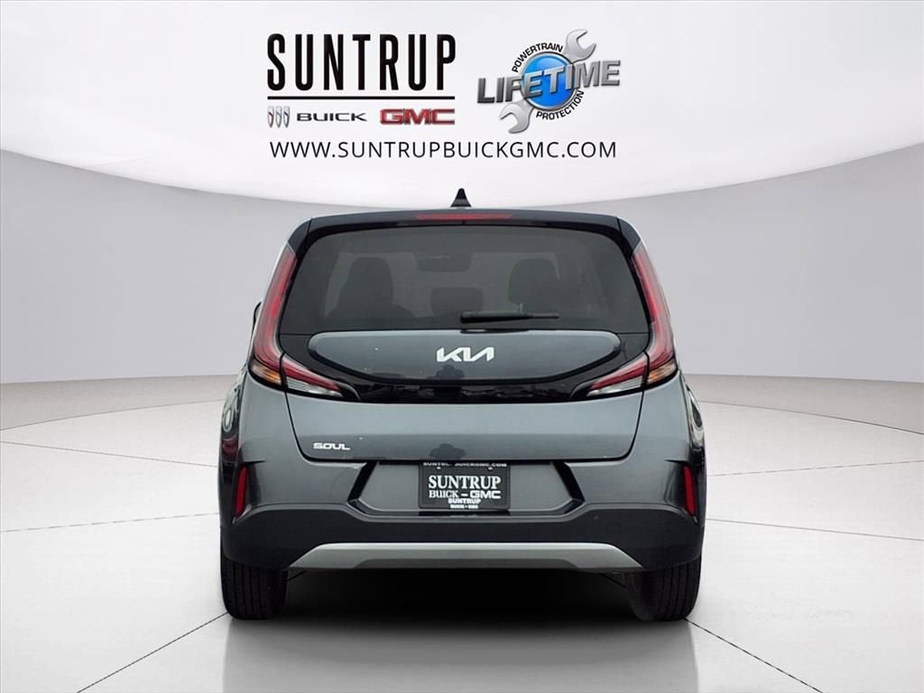 2024 Kia Soul LX