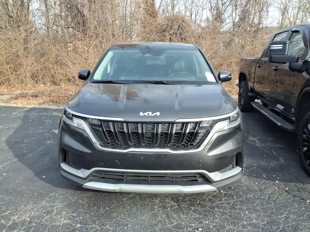 2024 Kia Carnival LX