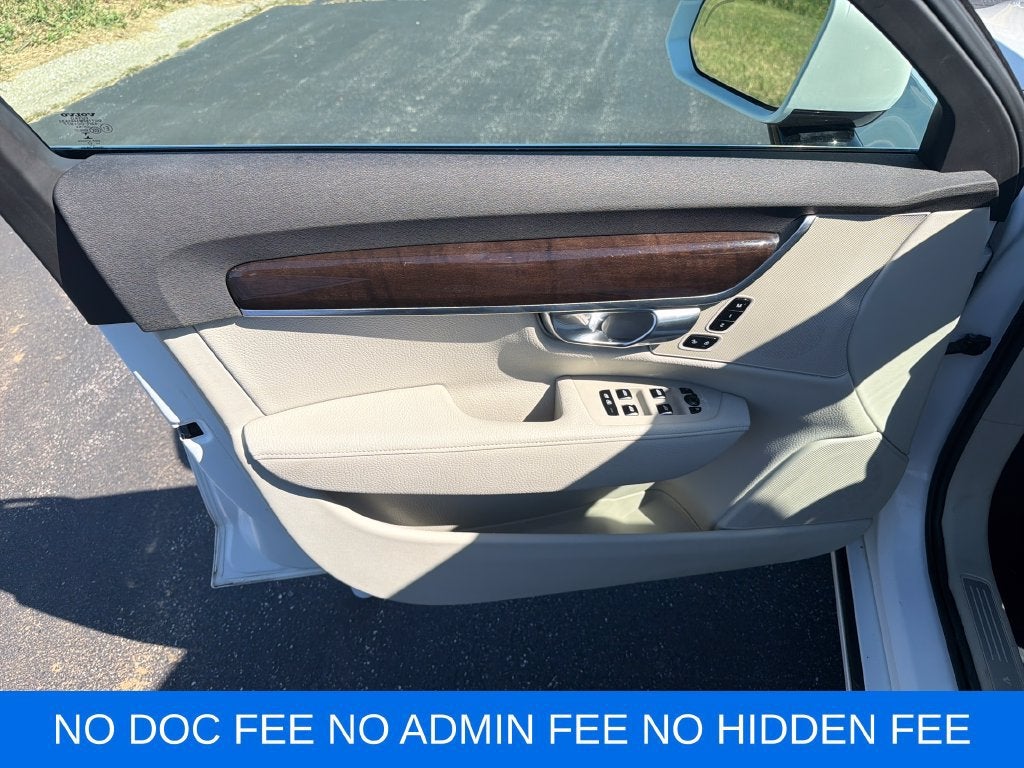 2018 Volvo S90 Momentum