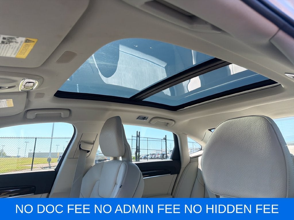 2018 Volvo S90 Momentum