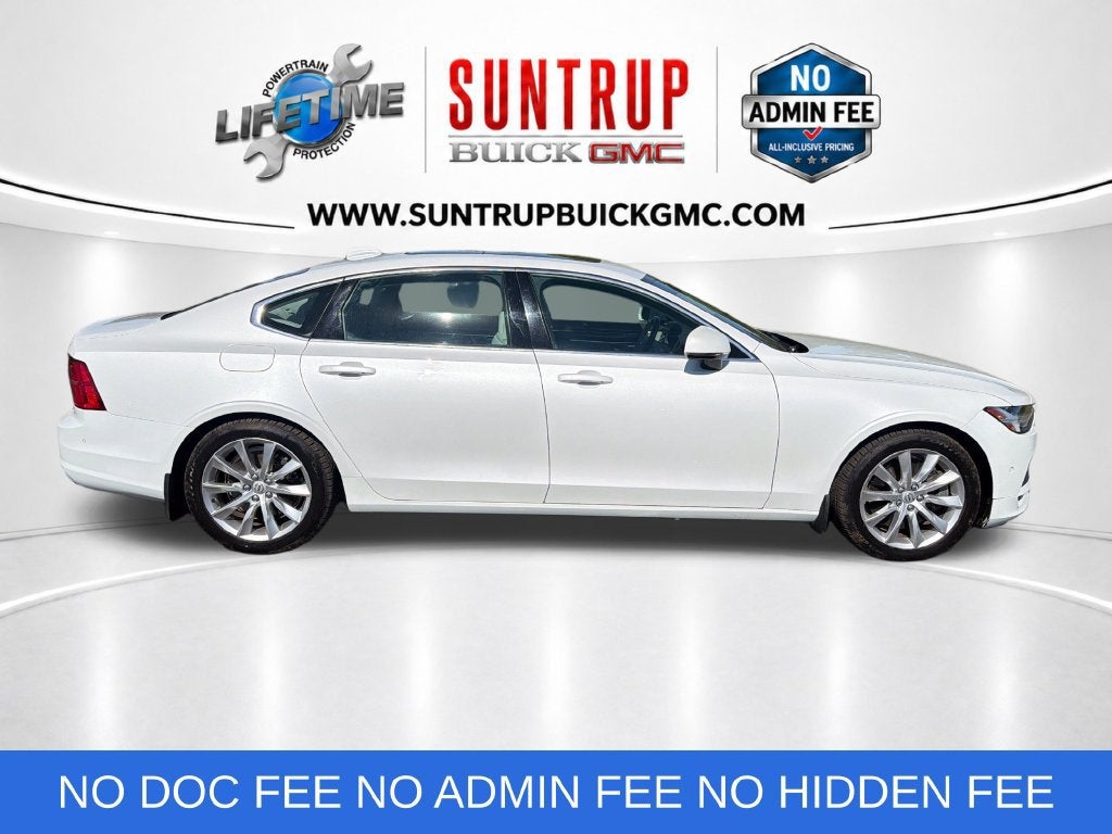 2018 Volvo S90 Momentum