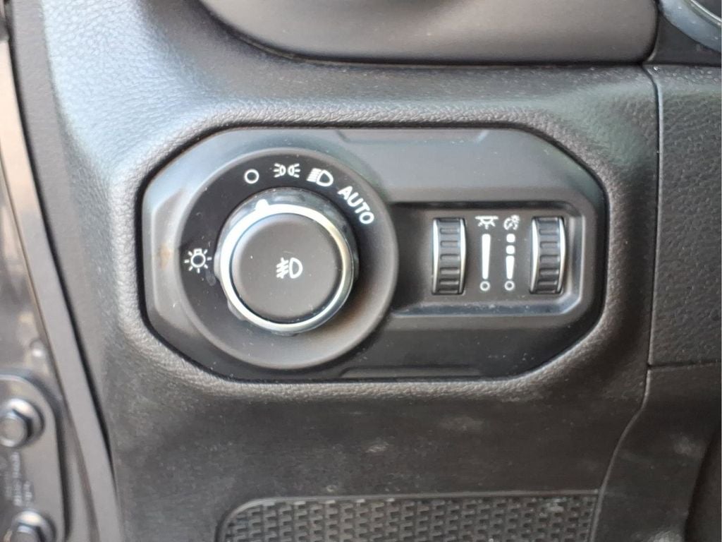 2021 Jeep Wrangler Sport