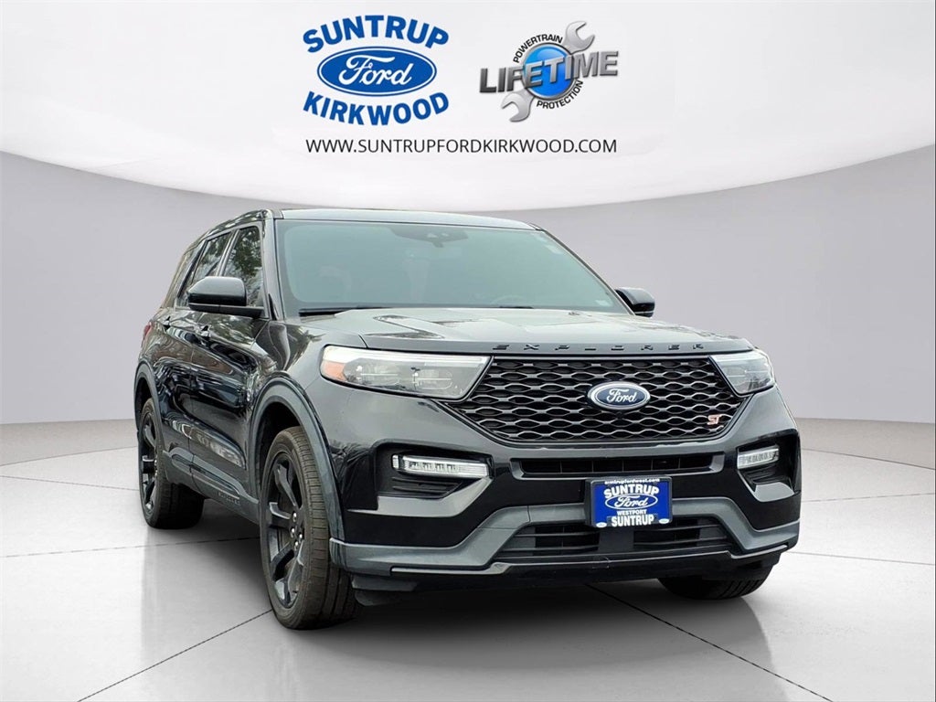 2022 Ford Explorer ST
