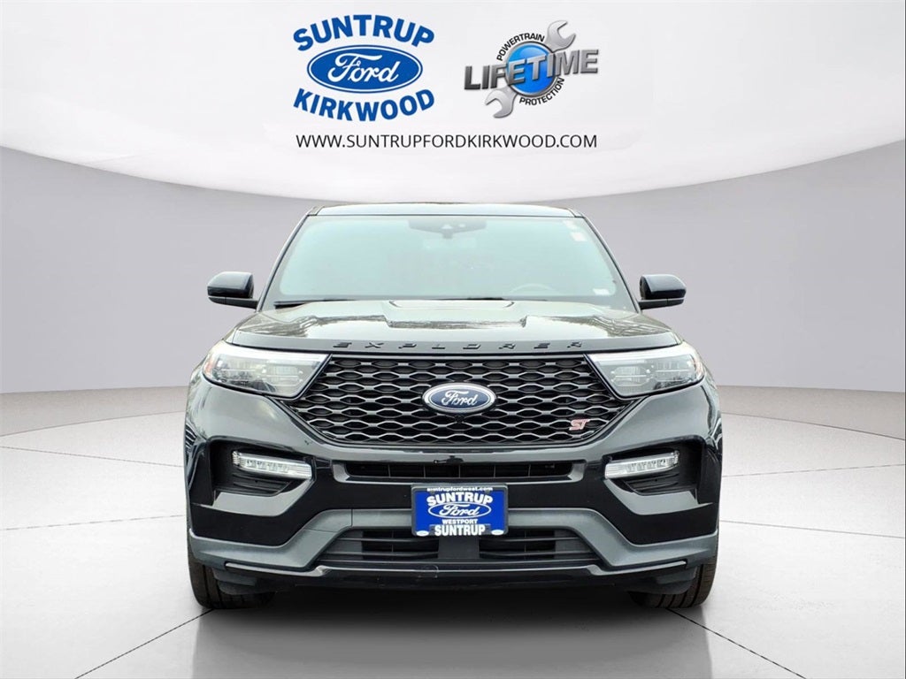 2022 Ford Explorer ST