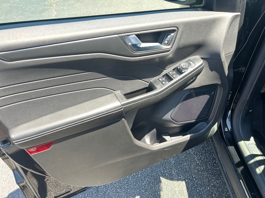 2024 Ford Escape Plug-In Hybrid Base