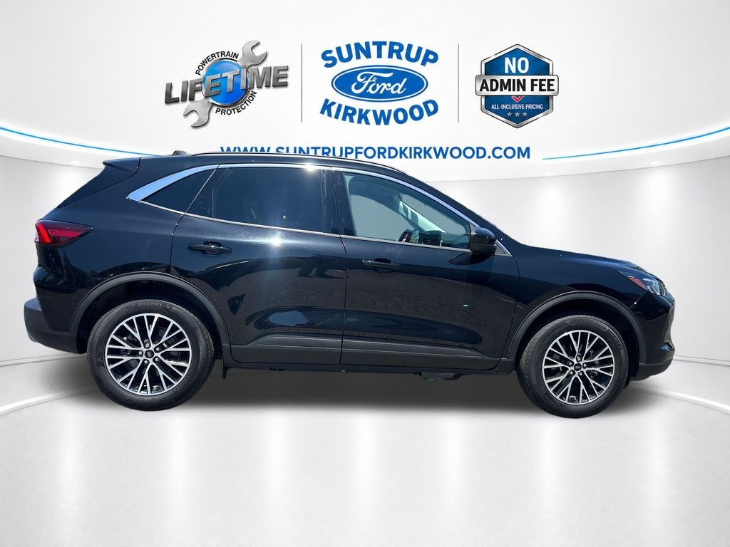 2024 Ford Escape Plug-In Hybrid Base