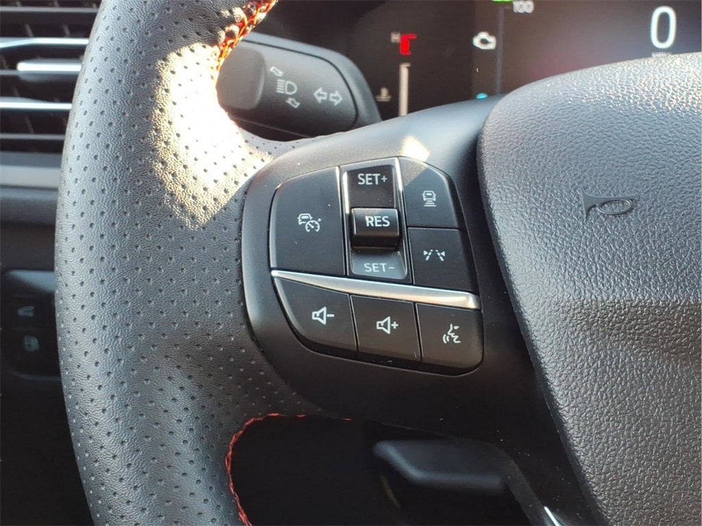 2025 Ford Escape Hybrid ST-Line Select