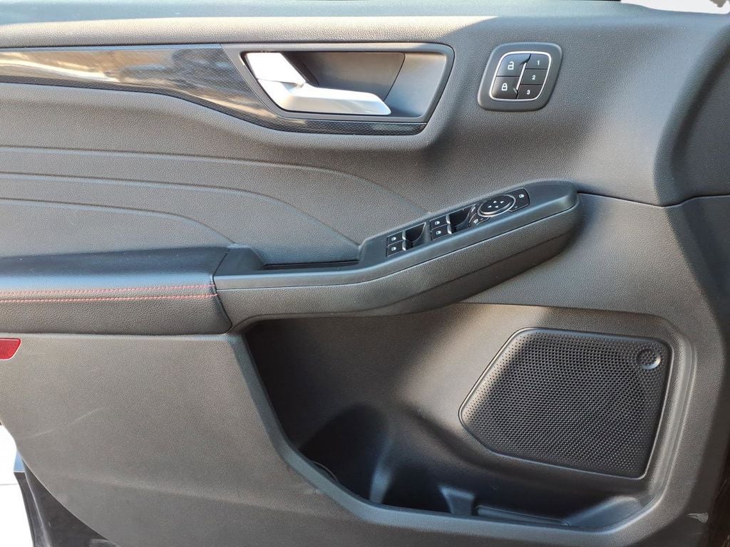 2023 Ford Escape ST-Line Elite