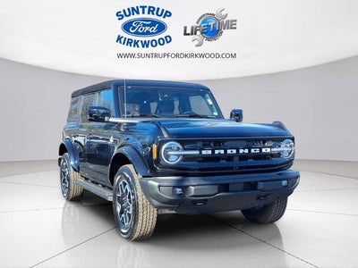 2024 Ford Bronco Outer Banks