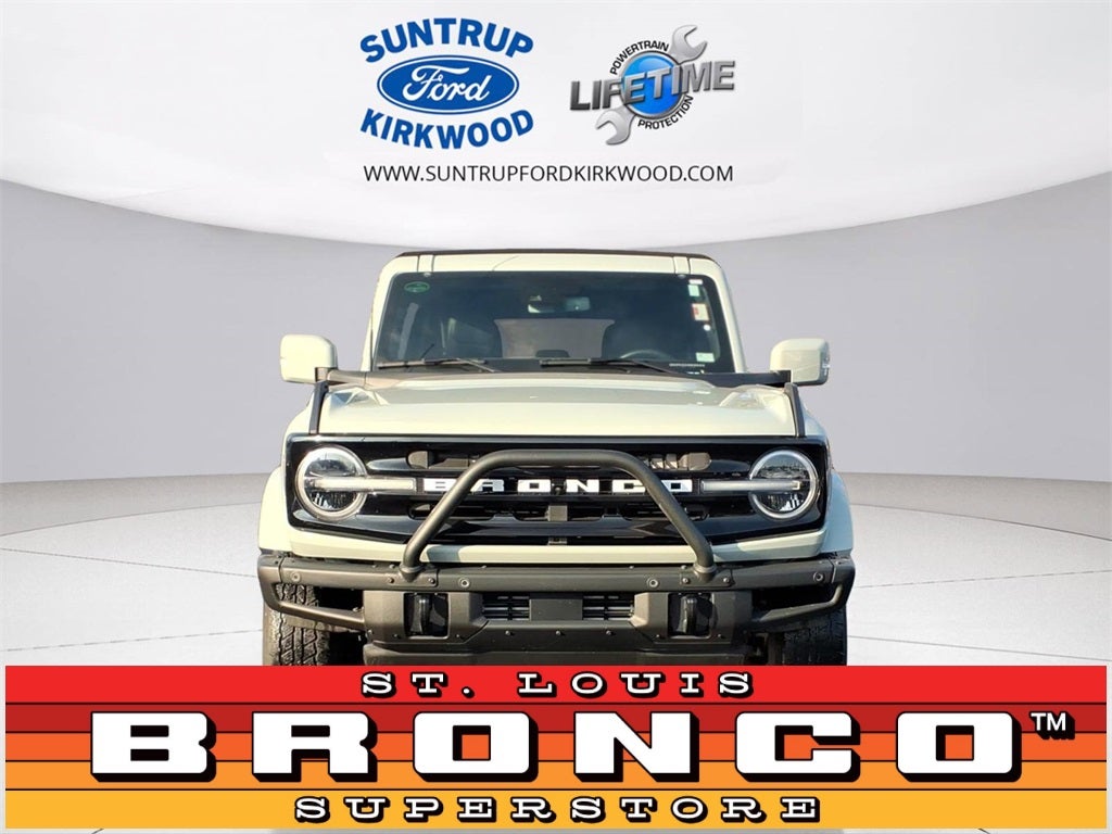 2023 Ford Bronco Outer Banks