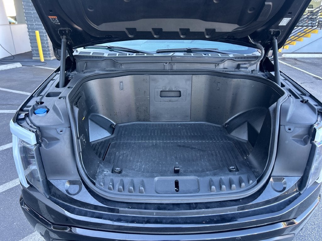 2023 Ford F-150 Lightning Platinum
