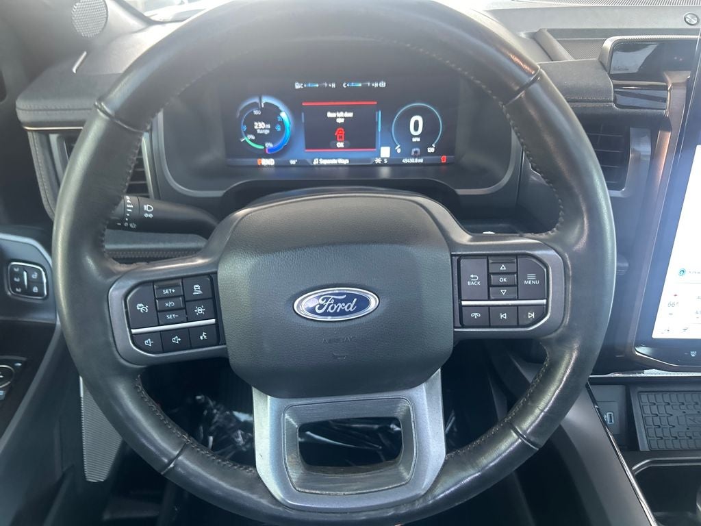2023 Ford F-150 Lightning Lariat