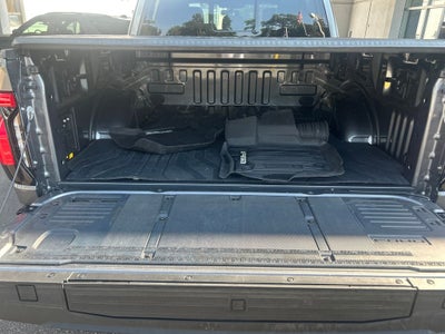 2023 Ford F-150 Lightning Lariat