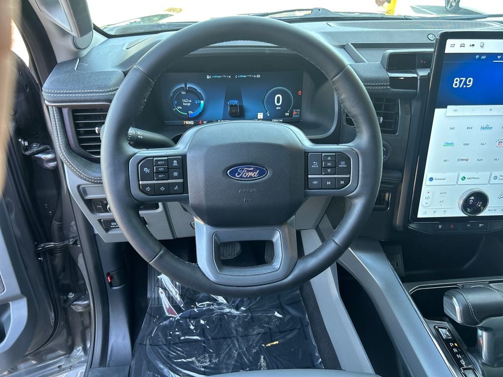 2025 Ford F-150 Lightning Flash