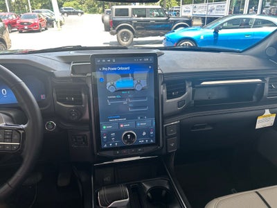 2025 Ford F-150 Lightning Platinum
