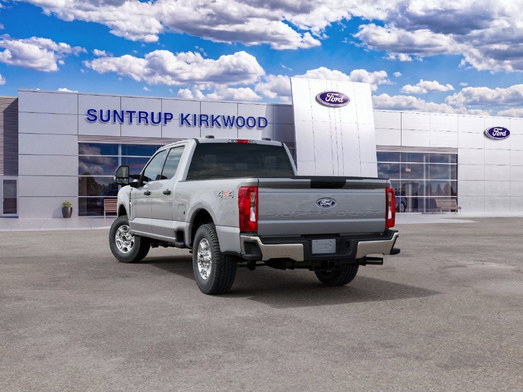 2027 Ford F-350SD XLT