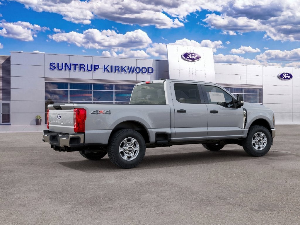 2027 Ford F-350SD XLT