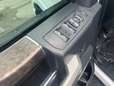 2022 Ford F-350SD Lariat