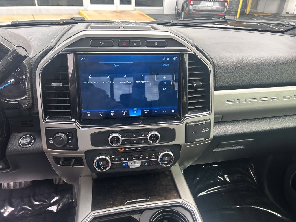 2022 Ford F-350SD Lariat
