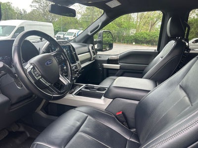 2022 Ford F-350SD Lariat