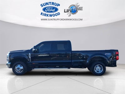 2025 Ford F-350SD Lariat DRW