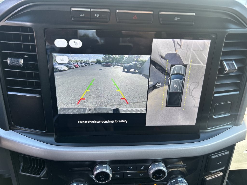 2023 Ford F-150 Lightning XLT